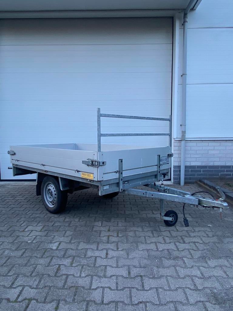 2x Aanhanger Saris en Anssems enkelasser, Ophalen, Gebruikt