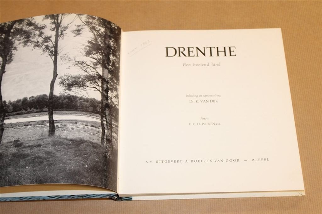 Drenthe [1964] — Boeiend Land — Veel Foto\'s, Ophalen of Verzenden, Gelezen