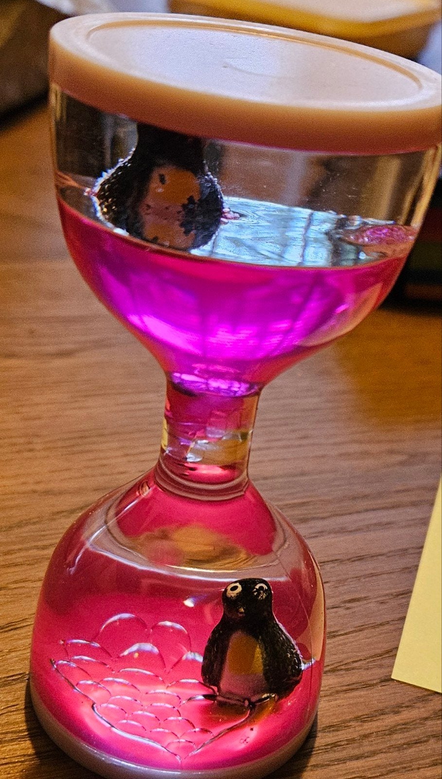 Oliedruppel met pinguïn, Ophalen of Verzenden, Nieuw, Dier