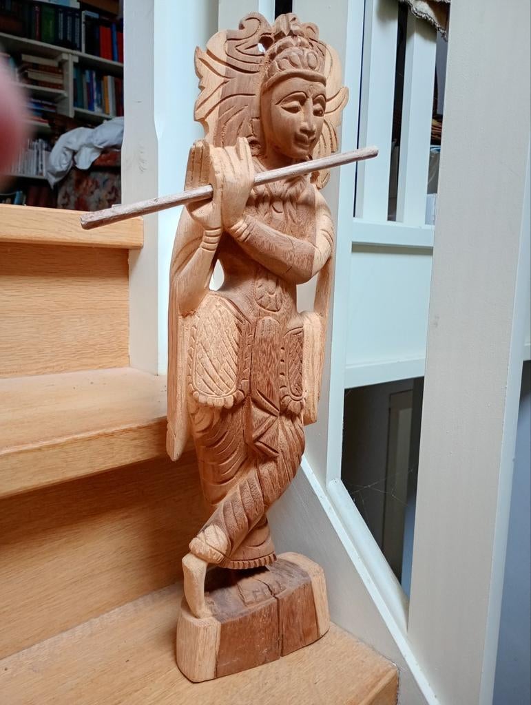 Balinees houten Beeld, Krishna met Fluit, 51 cm, 1800 gram, Ophalen, 50 - 100 cm, Handgemaakt, Beeld