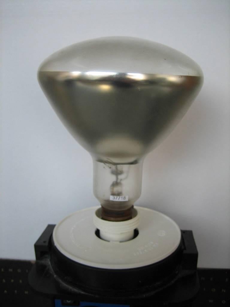 Vintage Gloeilamp zonder merk reflectorlamp schroef 220v200w, Ophalen of Verzenden, Gebruikt, Overige fittingen, Gloeilamp
