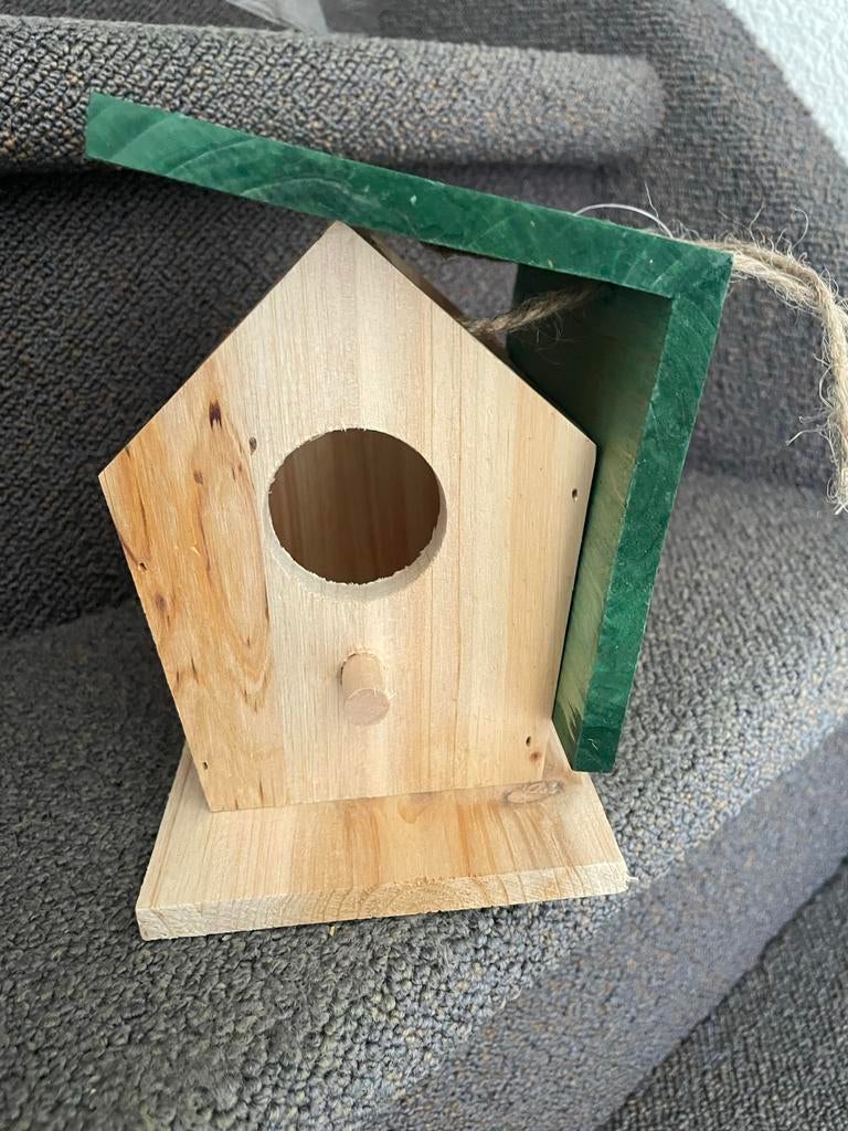 Nieuw Vogelhuisje - Houten Vogelhuisje met Groen Dak, Ophalen of Verzenden, Nieuw