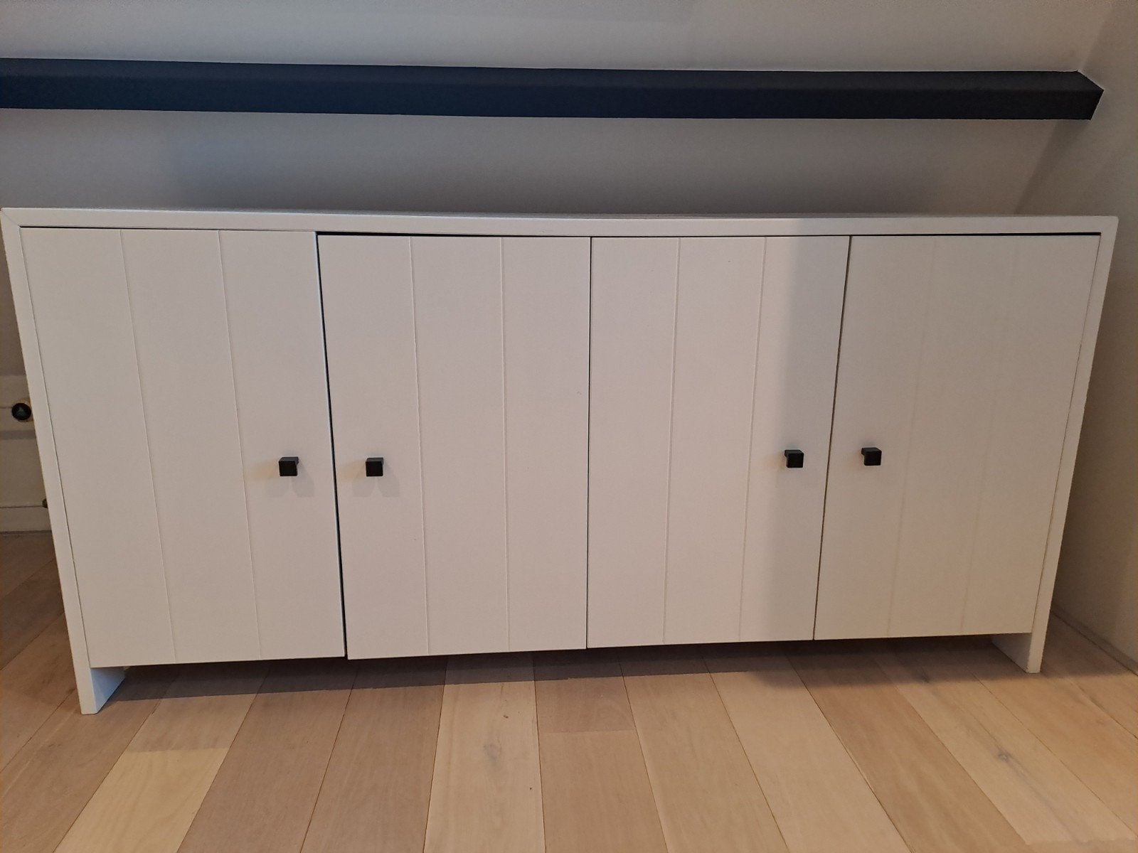Mooi massief dressoir, Ophalen, 25 tot 50 cm
