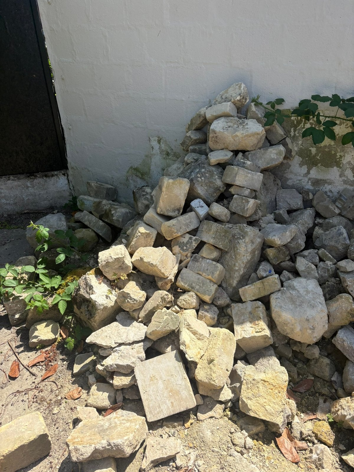 Gratis kundersteen en mergelsteen, Tuin en Terras, Grind, Keien en Split, Ophalen, Zo goed als nieuw