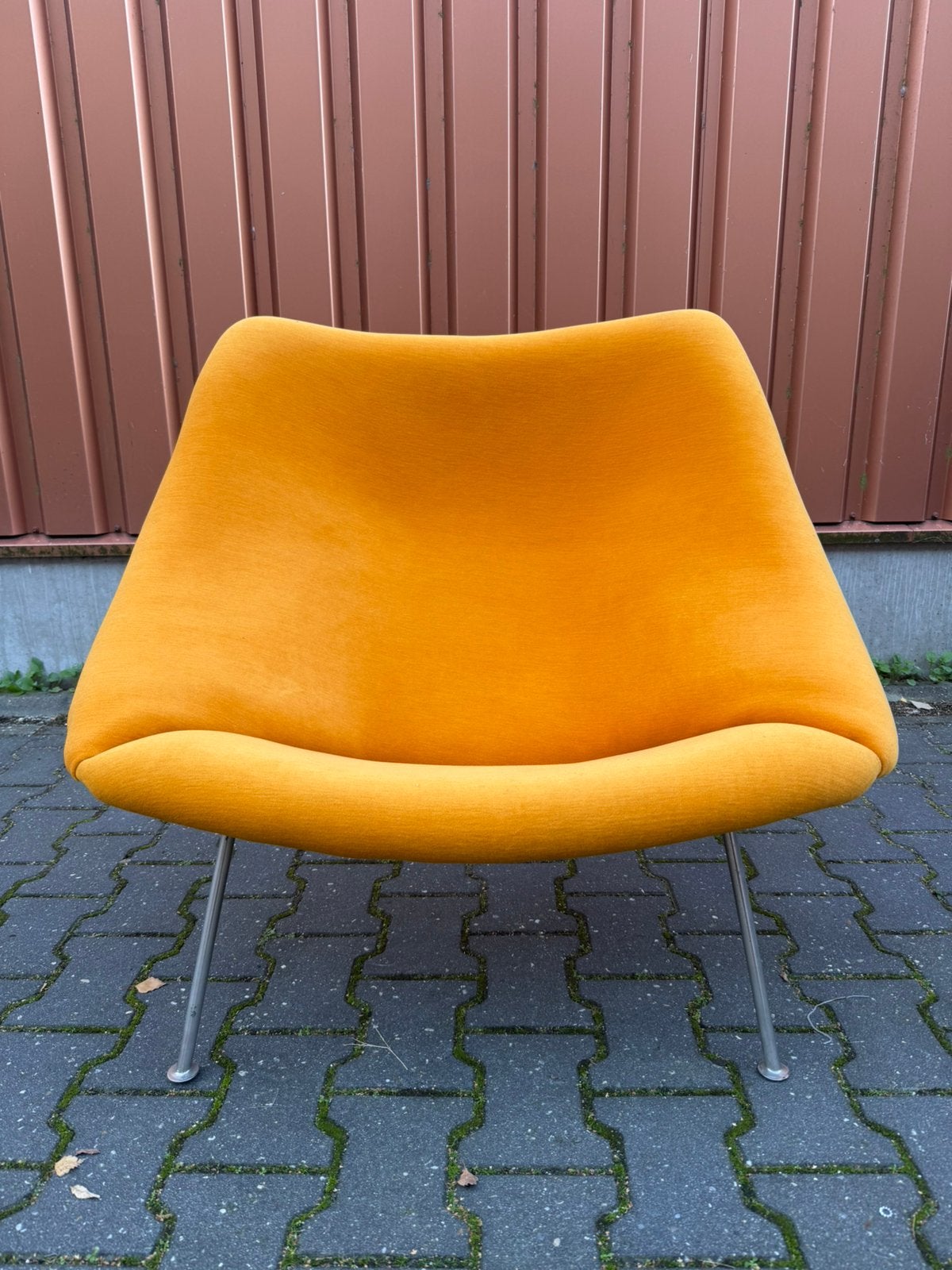 Artifort Oyster fauteuil F157 + hocker, 75 tot 100 cm, Zo goed als nieuw, 75 tot 100 cm, Artifort