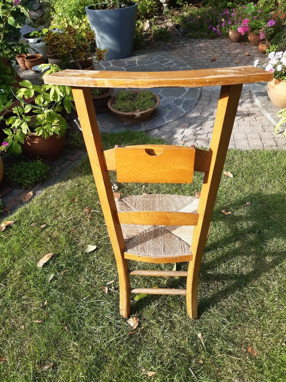 Vintage bidstoel met rieten zitting, Ophalen