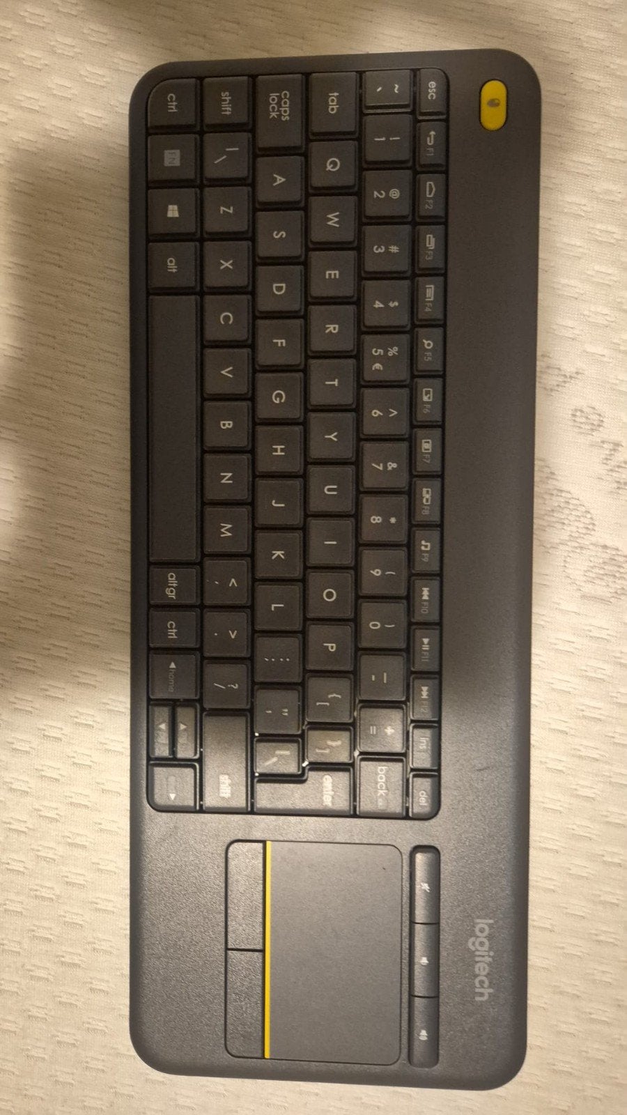 Partij 10x Logitech K400 Plus draadloze toetsenborden + USB-, Computers en Software, Ophalen of Verzenden, Draadloos, Logitech