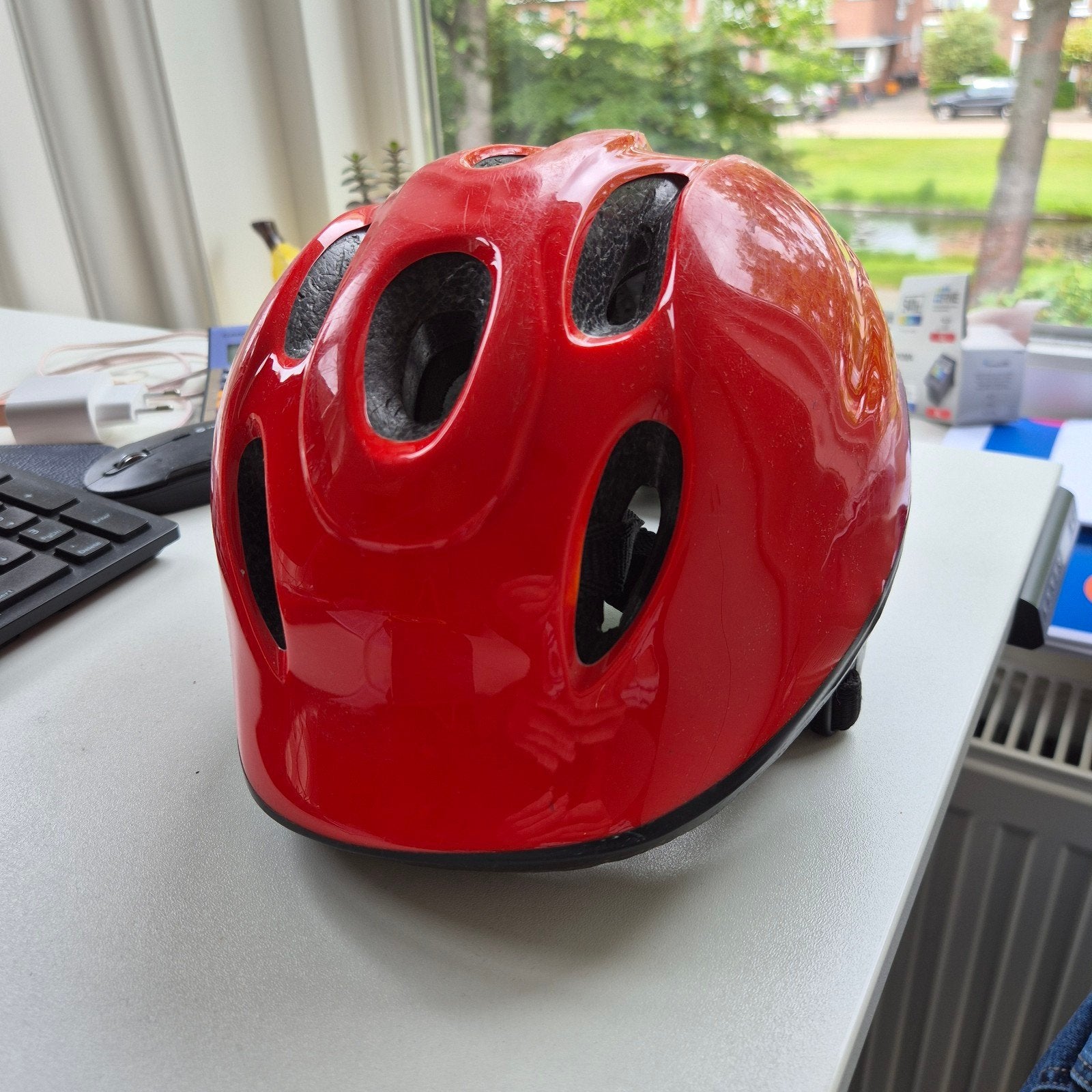 Brandweer rode kinderfietshelm, verstelbaar, ca 52-60 cm, Jongen of Meisje, Ophalen of Verzenden, Zo goed als nieuw, M