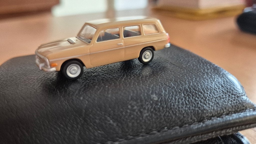Audi 80 Avant, Hobby en Vrije tijd, Verzenden, Zo goed als nieuw, Auto, Herpa