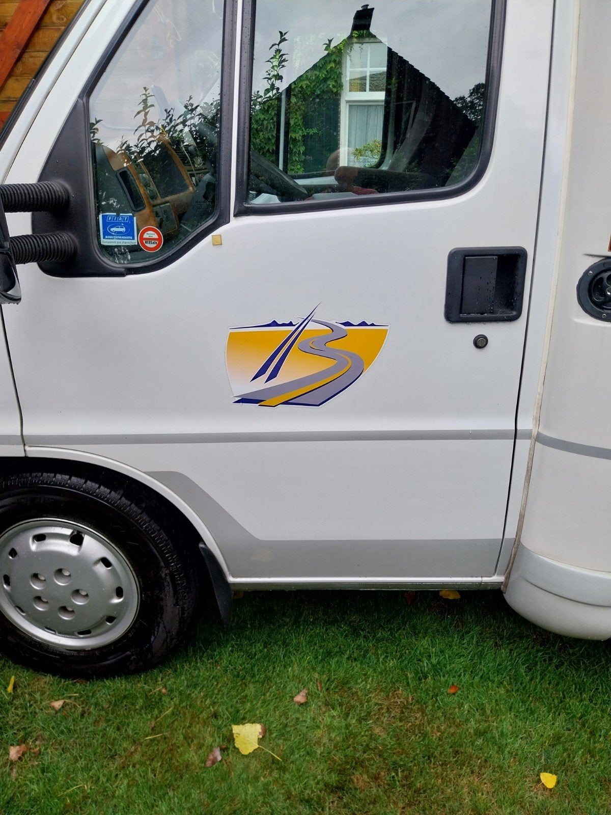 Bustner T604 Camper Bestickering Set, Ophalen of Verzenden
