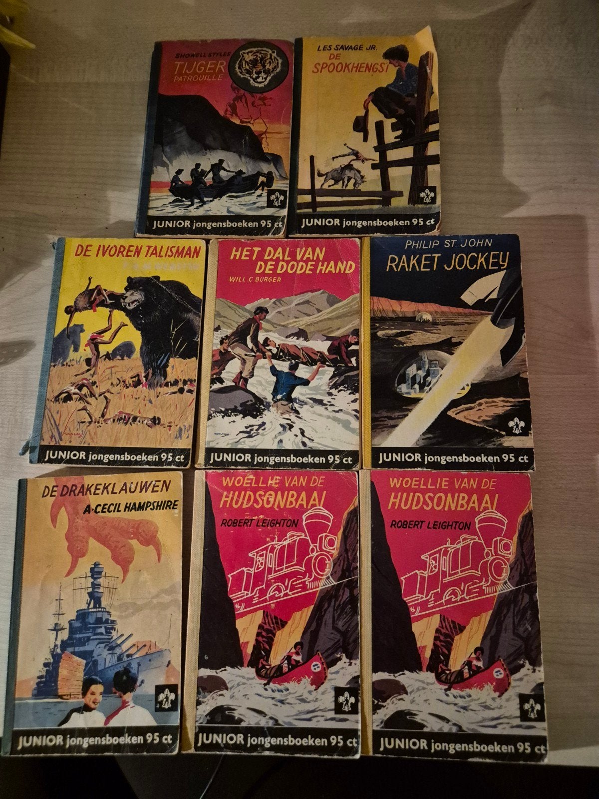 8x Junior Jongensboeken (jaren '50) - nostalgische avonturen, Ophalen of Verzenden