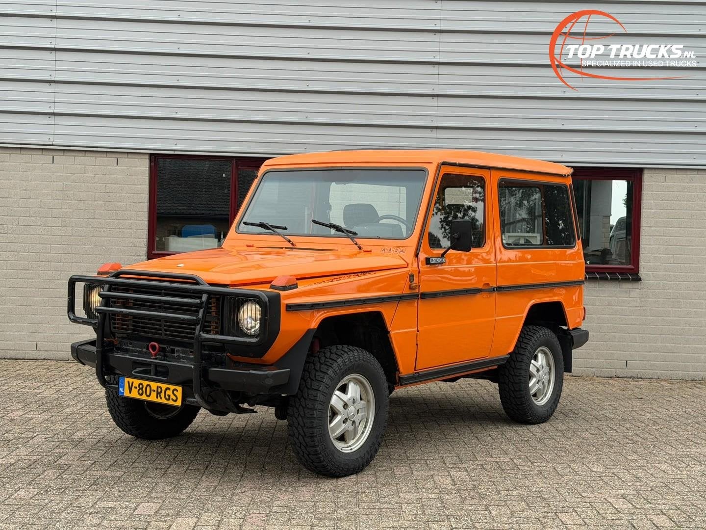 Mercedes-Benz 240 GD Oldtimer - Belastingvrij - Barndoors -, Auto's, Overige kleuren, Mercedes-Benz, Bedrijf, 2 stoelen