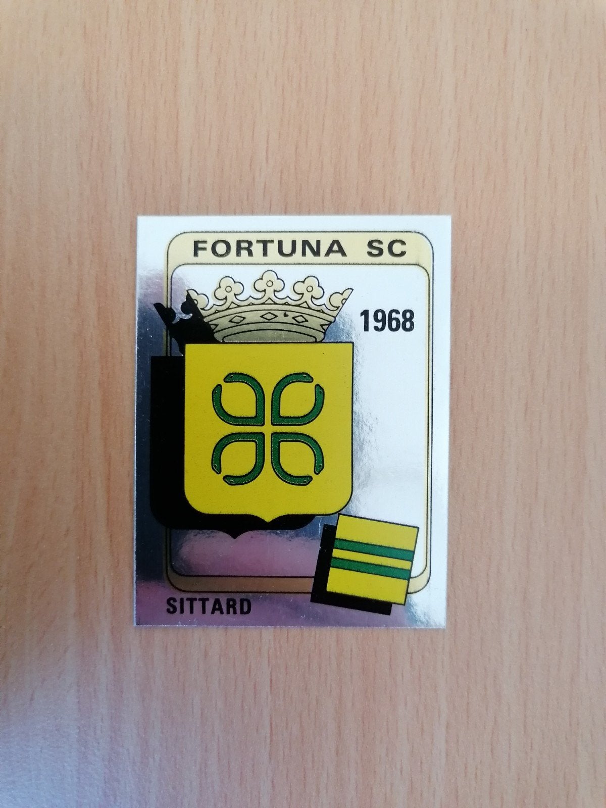 Panini Voetbal 84 #107 Fortuna SC embleem., Ophalen of Verzenden, Zo goed als nieuw, Plaatje