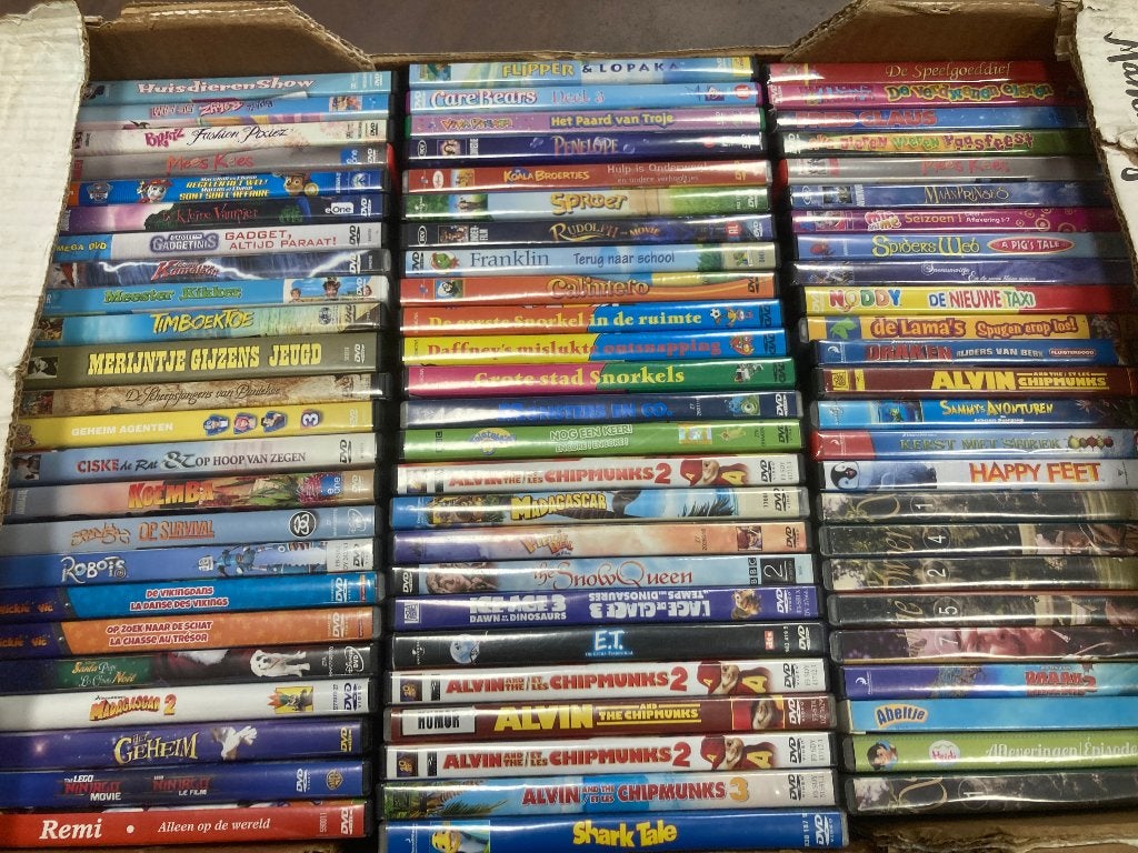 T.K. Partij van ca 75 Kinder DVD' s geen Disney, Alle leeftijden, Ophalen of Verzenden, Gebruikt, Overige typen