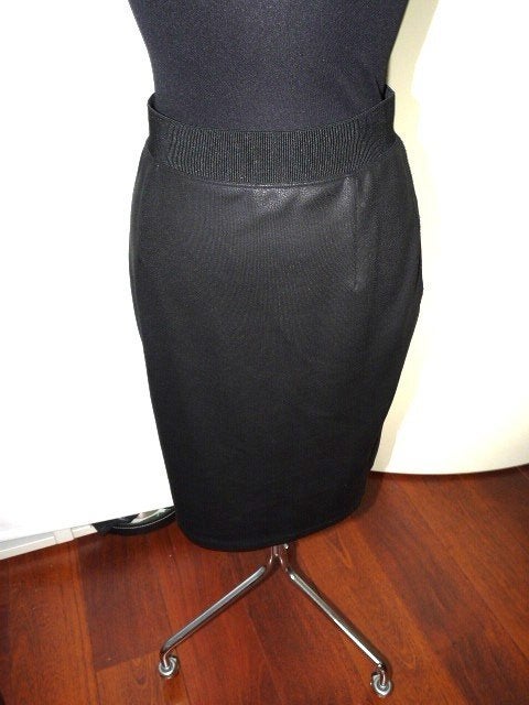 zwart recht rokje leatherlook van Juffrouw Janssen, mt S, Zwart, Ophalen of Verzenden, Zo goed als nieuw, Knielengte
