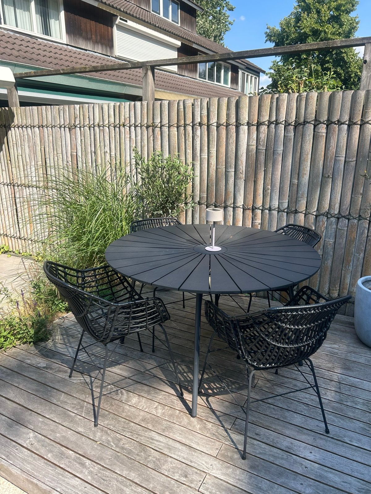 Zwarte tuinstoelen Ilderhuse van JYSK (4 stuks), Ophalen of Verzenden, Zo goed als nieuw, Wicker