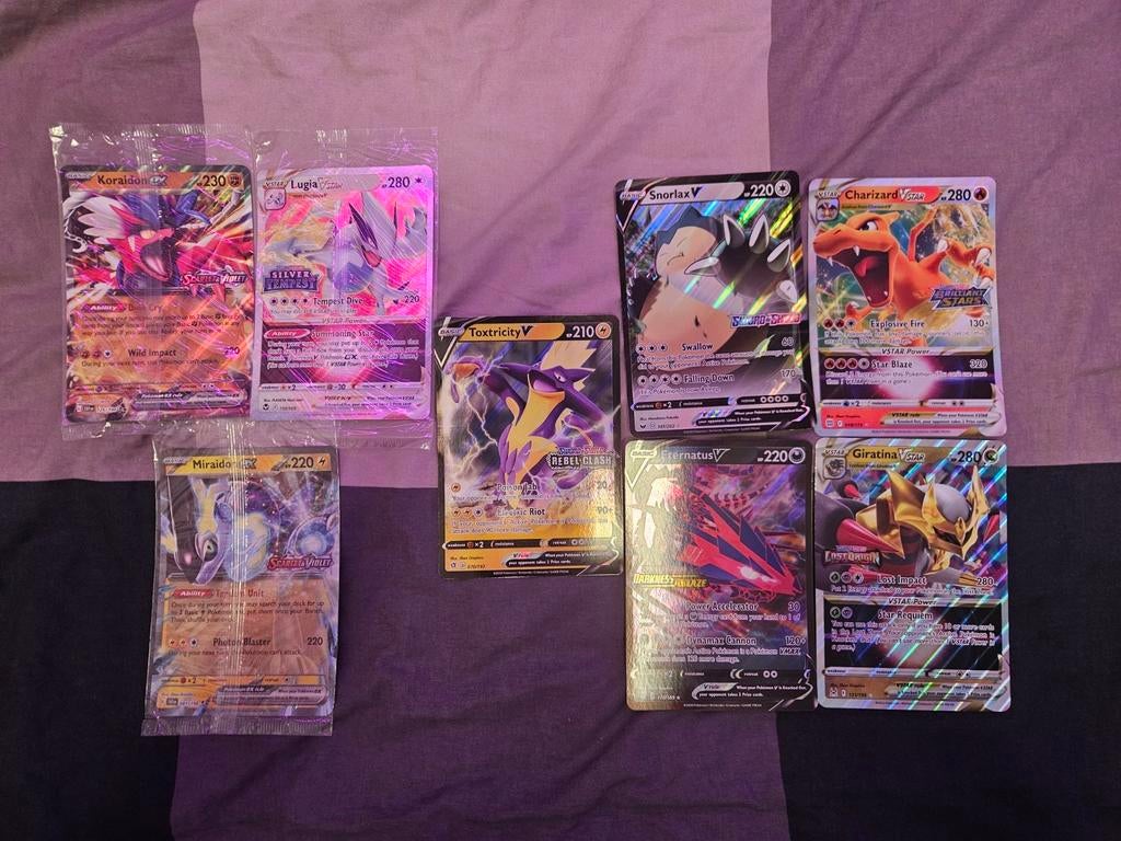 Pokémon Kaarten ( jumbo cards ): VSTAR, V en EX Rares, Ophalen of Verzenden, Zo goed als nieuw, Meerdere kaarten