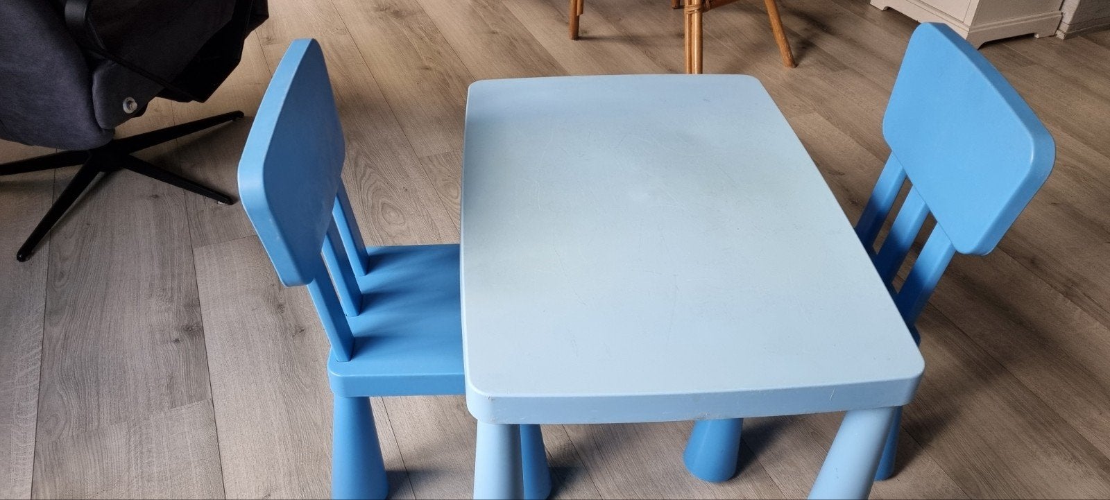 Ikea peuter,kleutertafel met 2 stoeltjes, Kinderen en Baby's, Ophalen of Verzenden