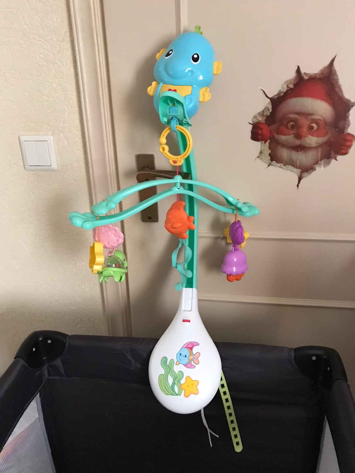 Muziekmobiel voor een bedje, Fisher Price, z.g.a.n., Ophalen of Verzenden, Zo goed als nieuw, Mobiel