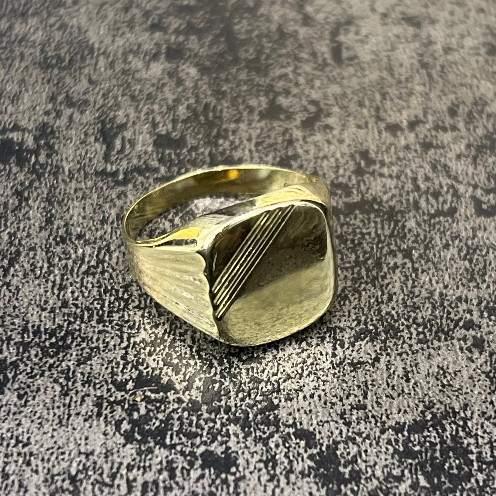 14 karaat gouden zegelring ring, Ophalen of Verzenden, Zo goed als nieuw, Goud, Heer