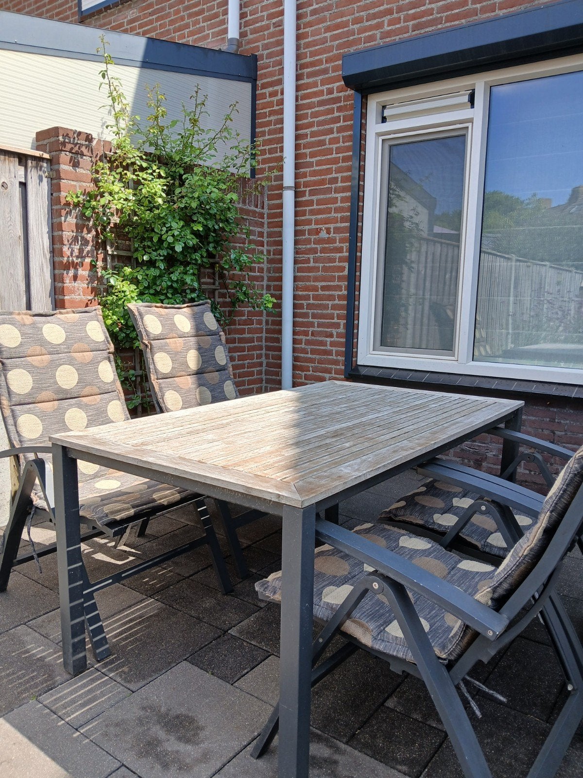 Tuinset 4 personen met tafel, stoelen en kussens, Tuin en Terras, Ophalen, Gebruikt, 4 zitplaatsen, Tuinset