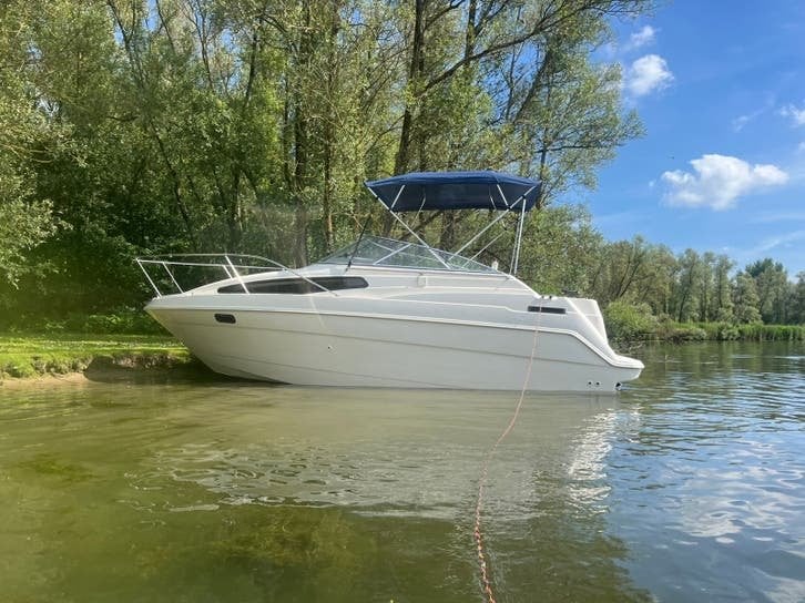BAYLINER 2355  4.3 mercruiser evt met trailer, Watersport en Boten, Speedboten, Gebruikt, Binnenboordmotor, Ophalen of Verzenden