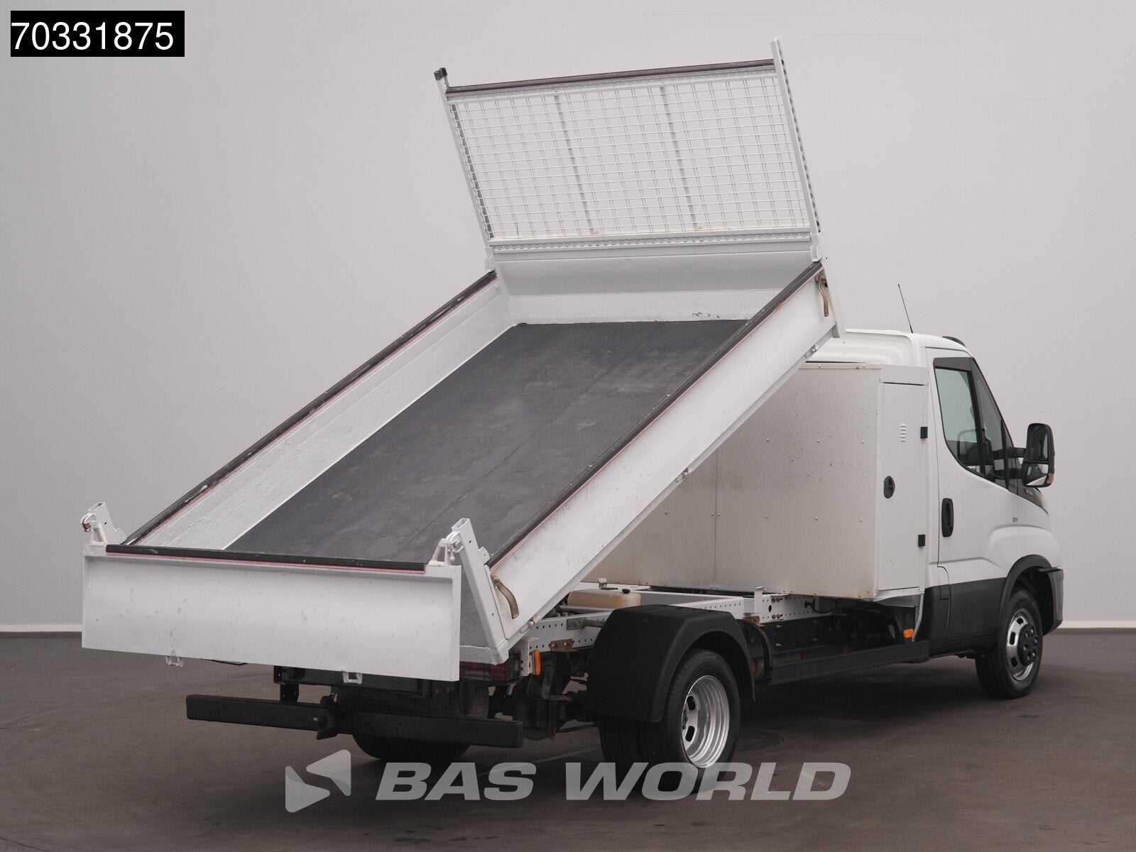 Iveco Daily 35C16 3.0L Kipper met Kist Dubbellucht 3,5t Trek, Auto's, Stof, Gebruikt, Euro 6, Iveco