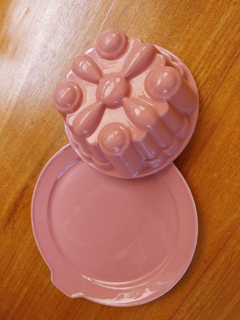 Puddingvorm van Sphinx, Ophalen