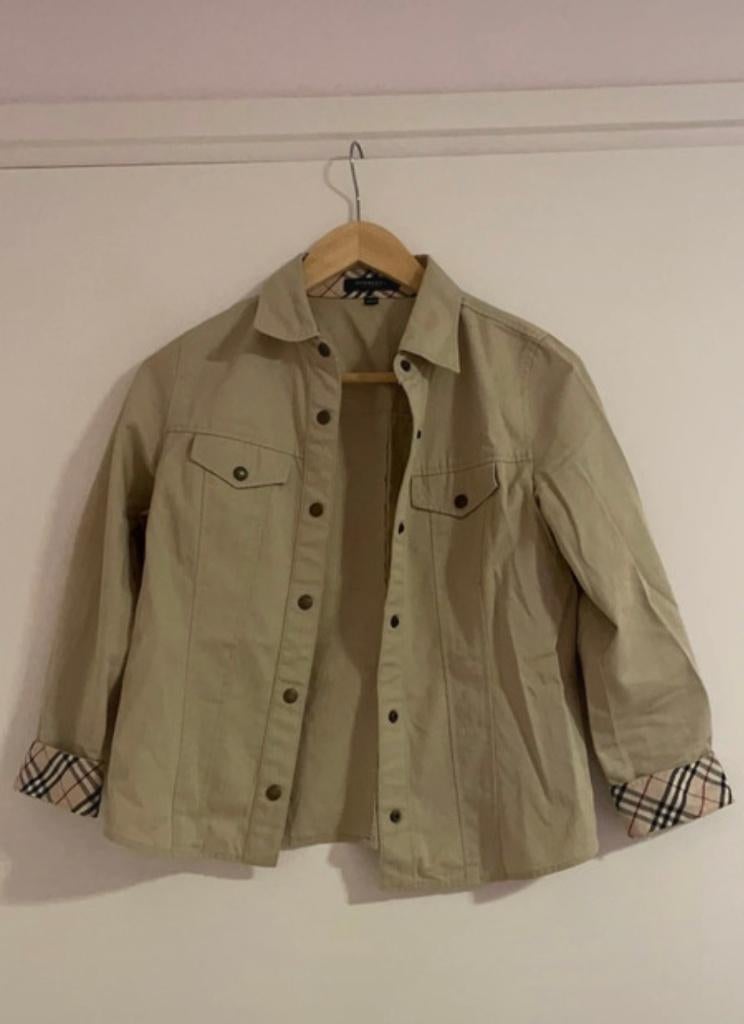 Burberry jasje, Jongen of Meisje, Ophalen of Verzenden, Zo goed als nieuw, Burberry