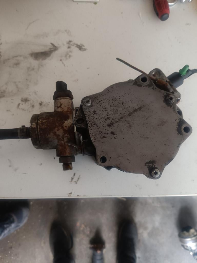 Hogedrukpomp golf 2.0 gti, Ophalen of Verzenden