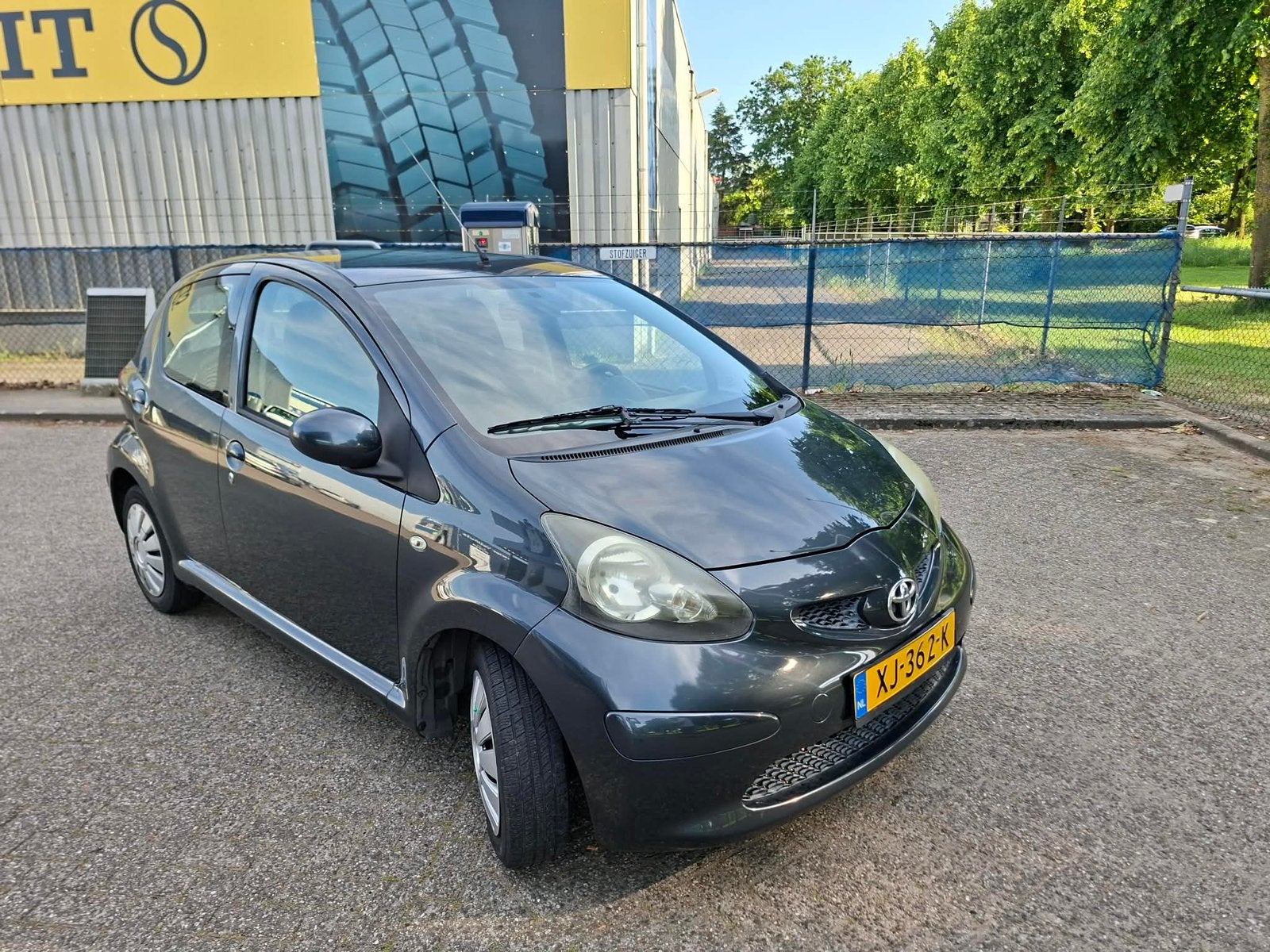 Toyota 2006 Grijs, Auto's, 4 stoelen, 68 pk, Particulier, Aygo