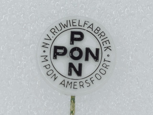 SP1870 Speldje PON NV Rijwielfabriek M. Pon Amersfoort [zwar, Ophalen of Verzenden, Gebruikt, Overige onderwerpen