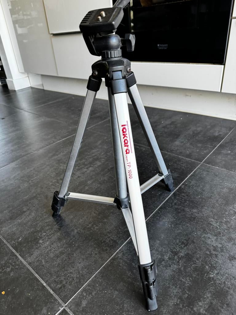 Lichtgewicht statief, Audio, Tv en Foto, Fotografie | Statieven en Balhoofden, Ophalen of Verzenden, Zo goed als nieuw, Minder dan 150 cm