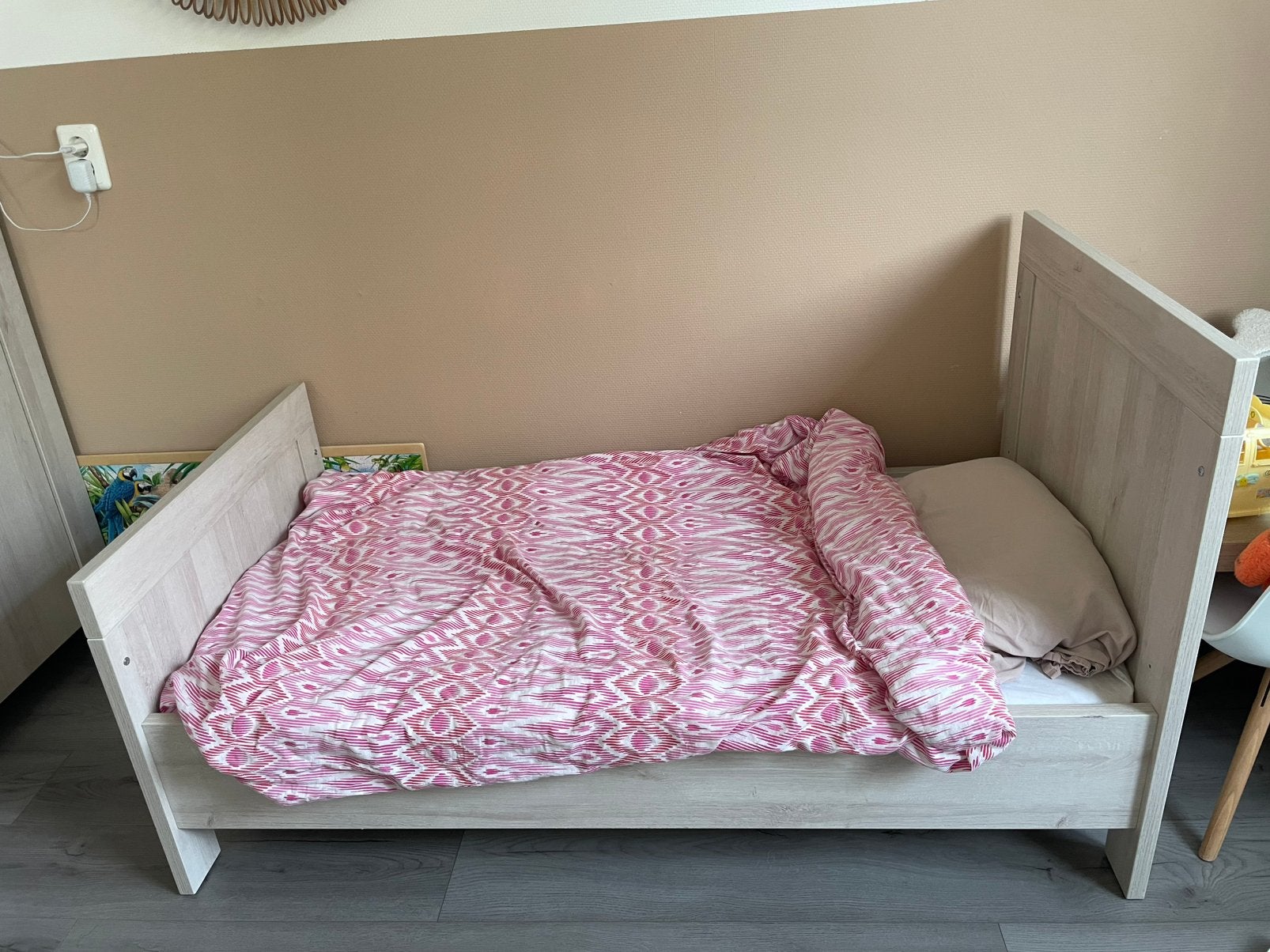 Kinderkamer, Interbaby Oslo. Kinderbed, Ophalen, Gebruikt, Lattenbodem, Minder dan 140 cm