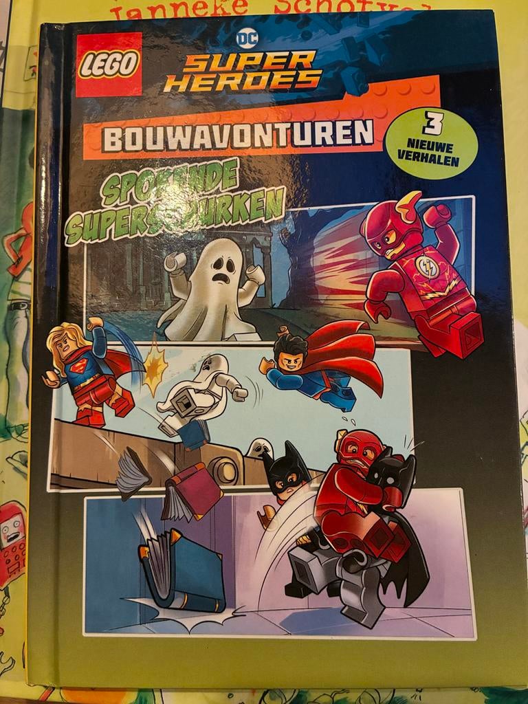 LEGO Super Heroes Bouwavonturen: Spookende Superschurken, Ophalen of Verzenden, Gelezen, Fictie algemeen
