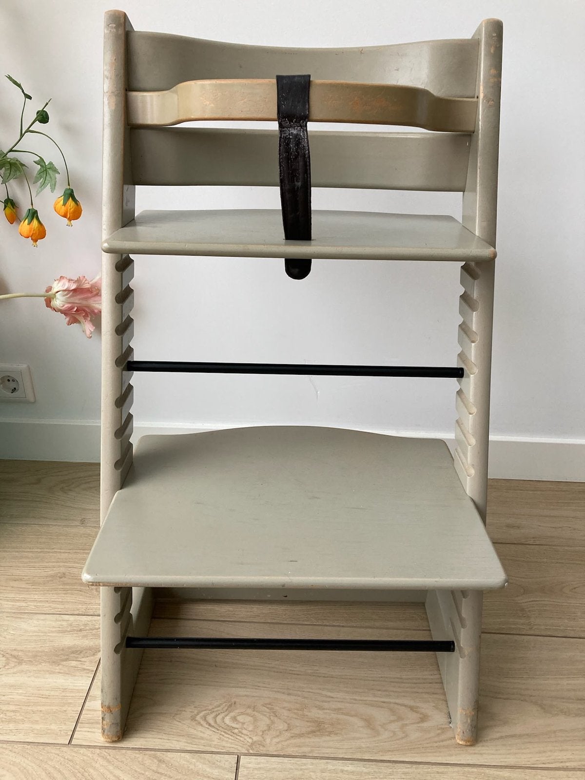 Stokke Tripp Trapp kinderstoel - grijs, Ophalen, Gebruikt, Meegroeistoel, Aanschuifbaar