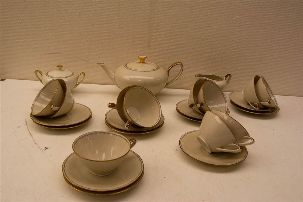 27 delig egerthal bavaria thee servies 29726, Ophalen of Verzenden, Gebruikt, Aardewerk, Bord(en)