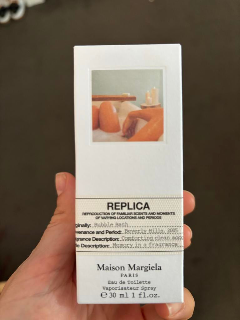 Maison Margiela Replica Bubble Bath Eau de Toilette 30ml, Sieraden, Tassen en Uiterlijk, Uiterlijk | Parfum, Ophalen of Verzenden