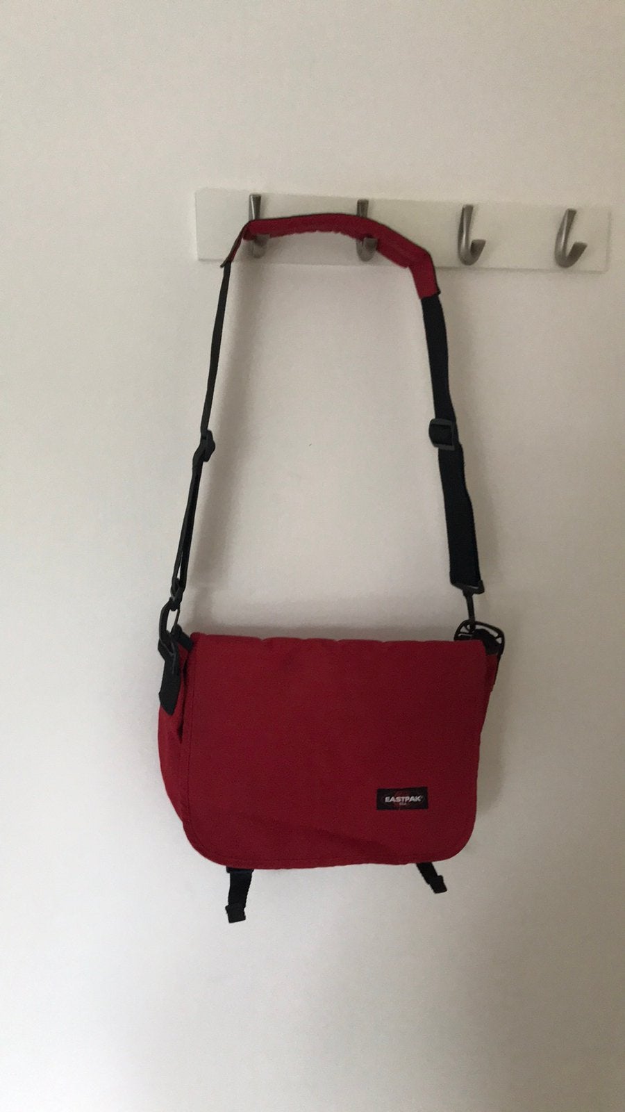 Schoudertas Eastpack, Ophalen of Verzenden, Zo goed als nieuw, Schoudertas, 30 tot 40 cm