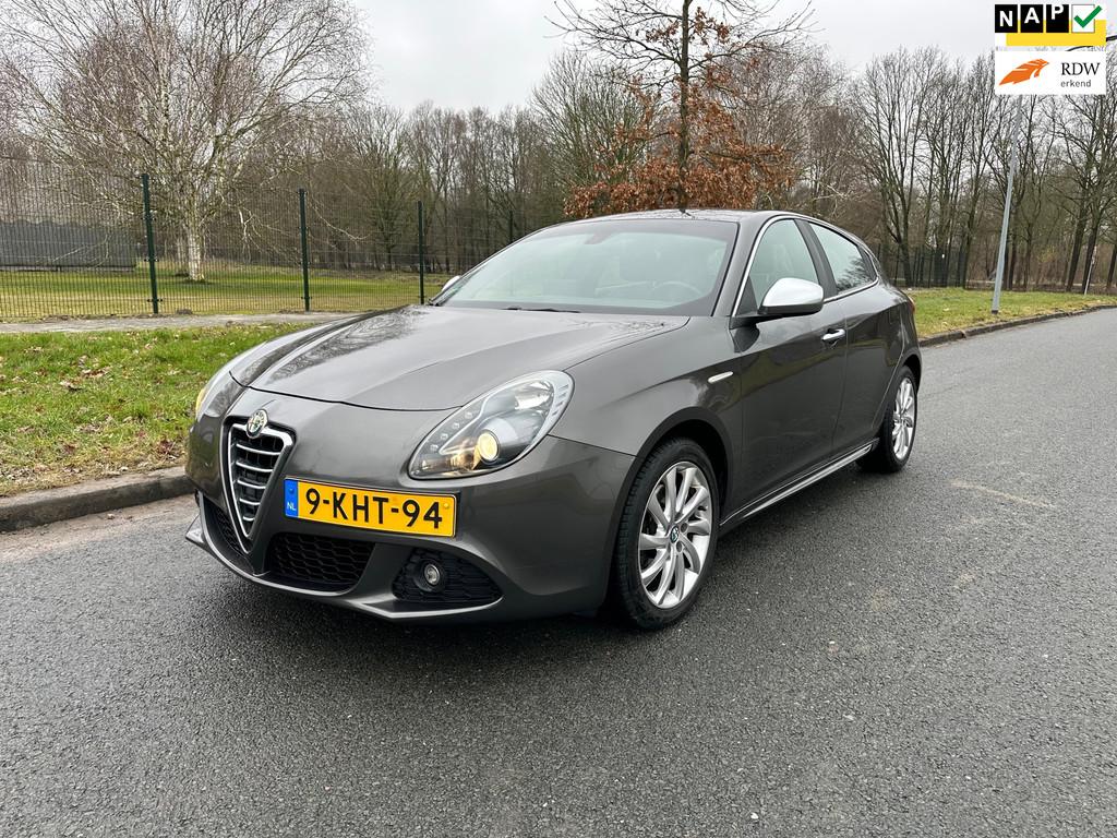 Alfa Romeo Giulietta 1.4 T Business Executive prachtige auto, Auto's, Alfa Romeo, Euro 5, 4 cilinders, Origineel Nederlands, Bedrijf