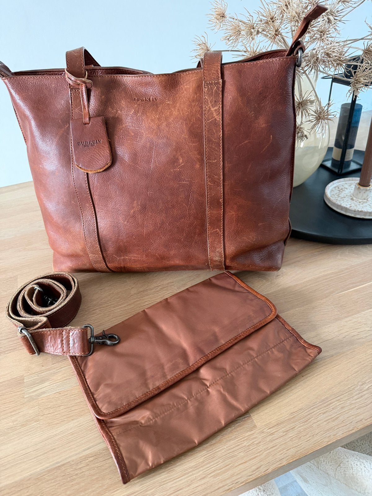 Burkely leren shopper/ luiertas - Cognac, Bruin, Extra vakken, Ophalen, Verzorgingstas