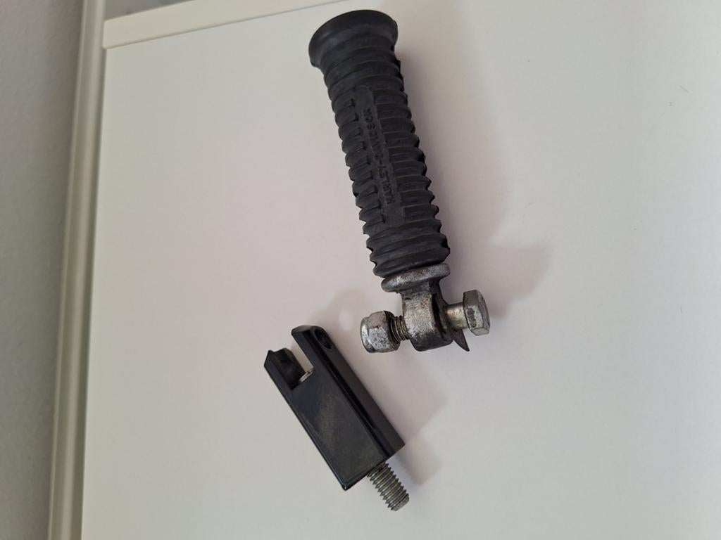Linker passagier voetsteun Harley Davidson Sportster, Ophalen of Verzenden, Gebruikt