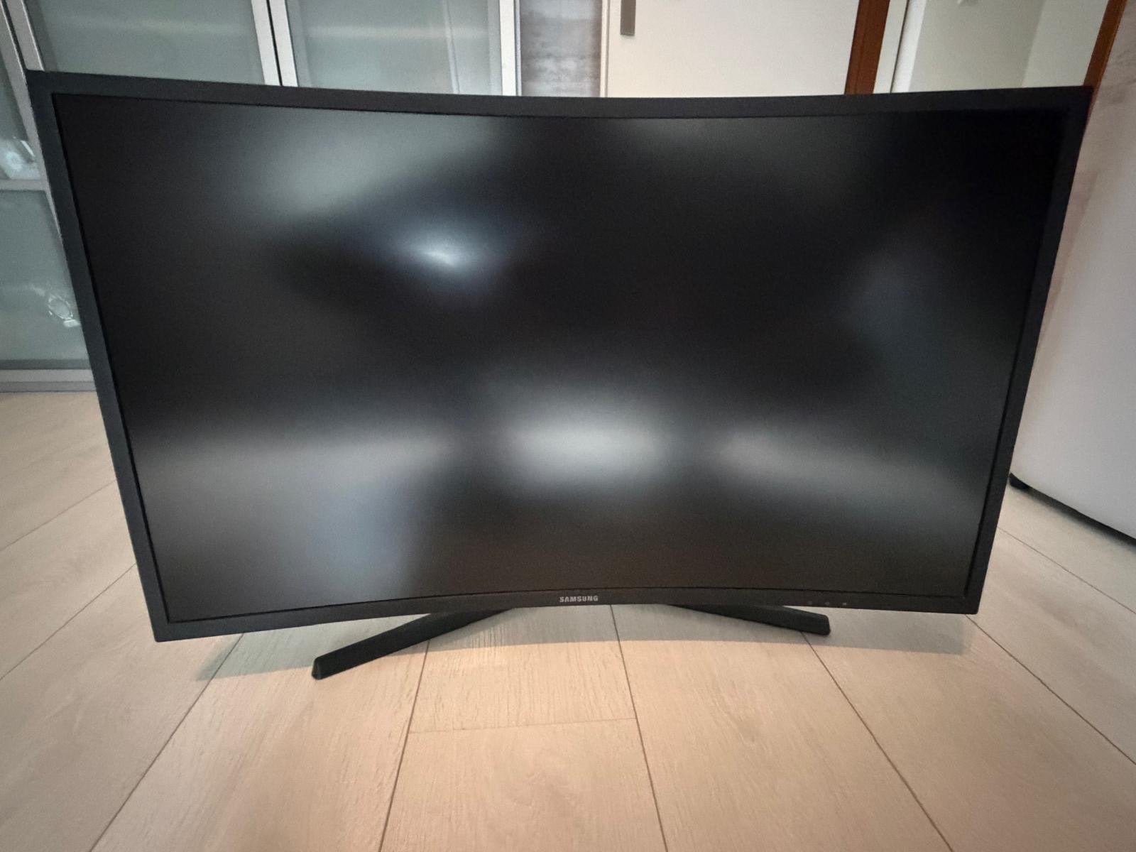 Samsung C32H700 Curved Gaming Monitor - 32 inch QHD, Computers en Software, Monitoren, 101 t/m 150 Hz, Curved, VA, Zo goed als nieuw