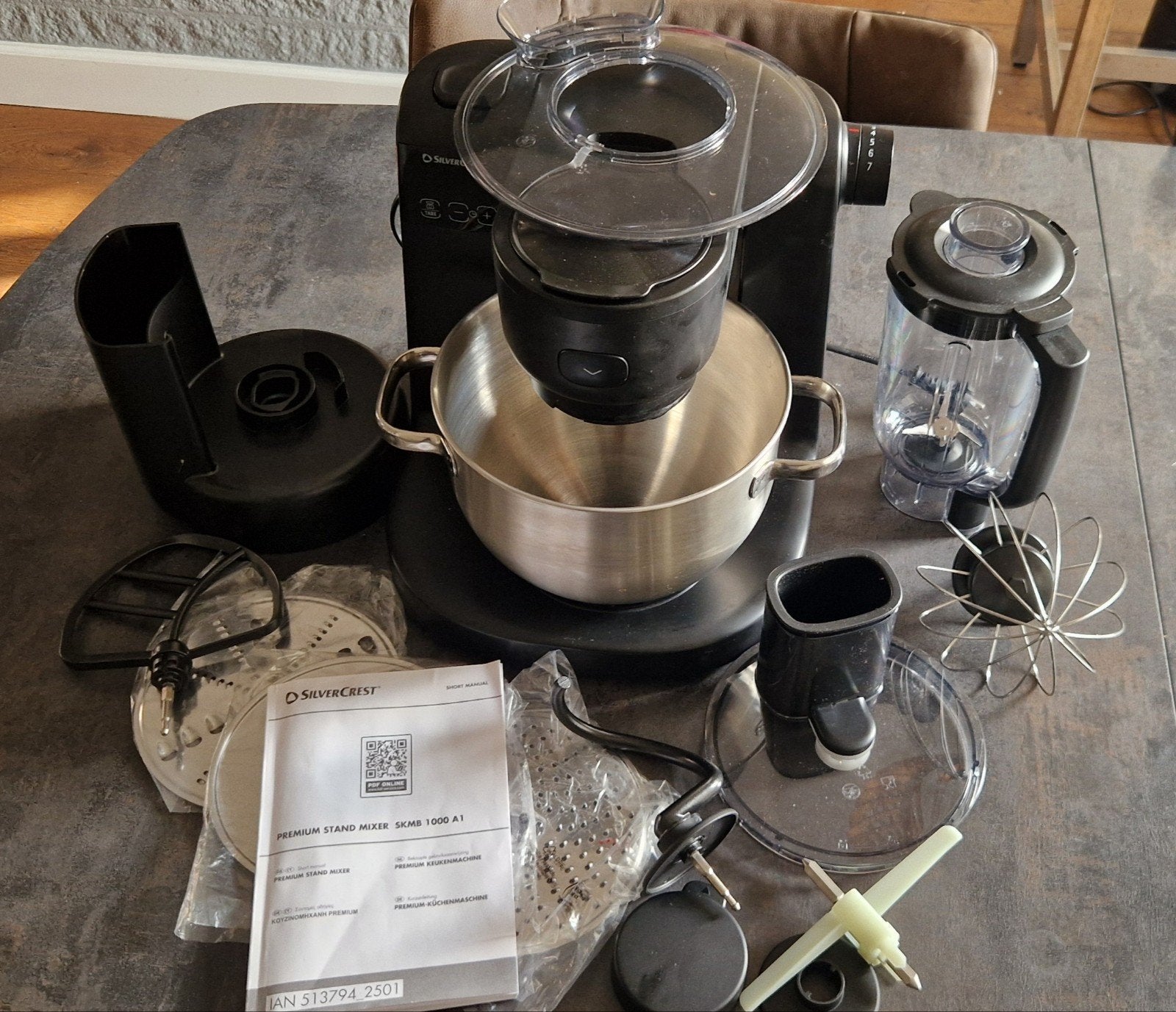 Silvercrest Standmixer SKMB 1000 A1 - Premium Keukenmachine, 4 liter of meer, Ophalen, Zo goed als nieuw, 3 snelheden of meer