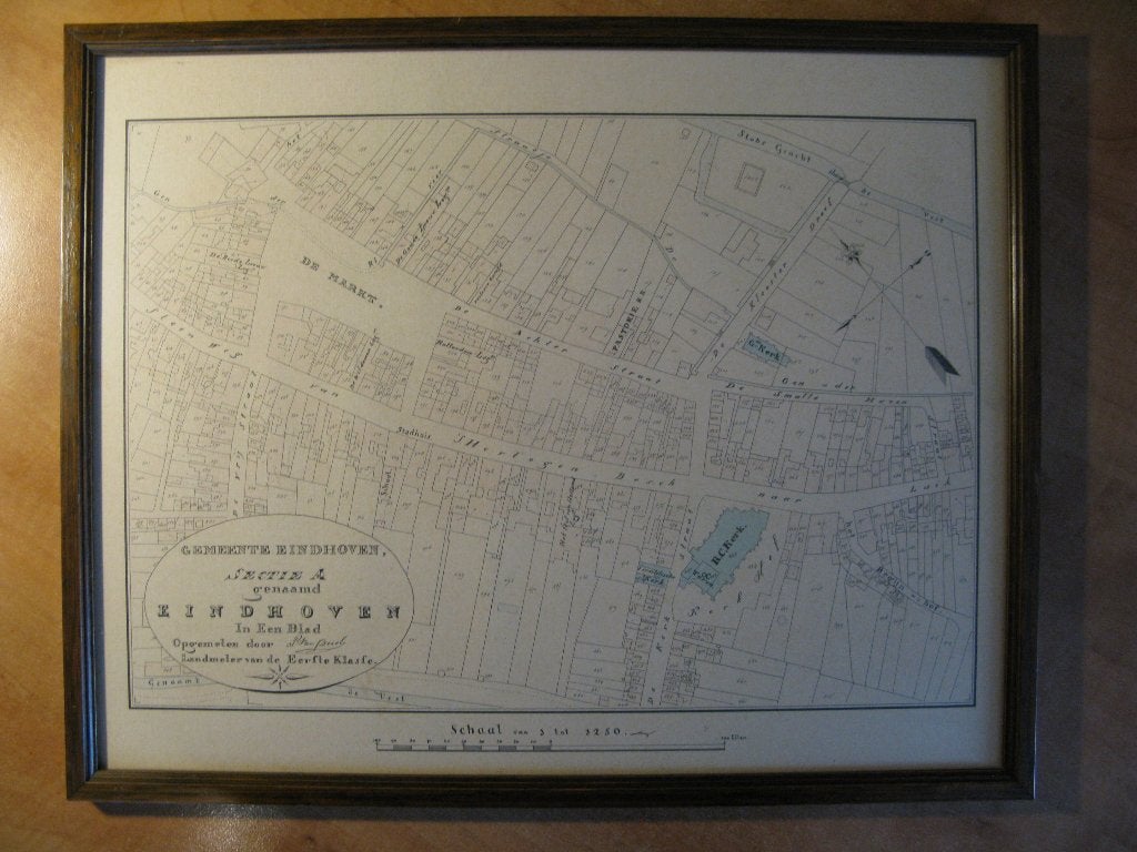 ingelijste herdruk deel kadastrale minuut Eindhoven 1830, Boeken, Gelezen, Ophalen of Verzenden, Landkaart, 1800 tot 2000