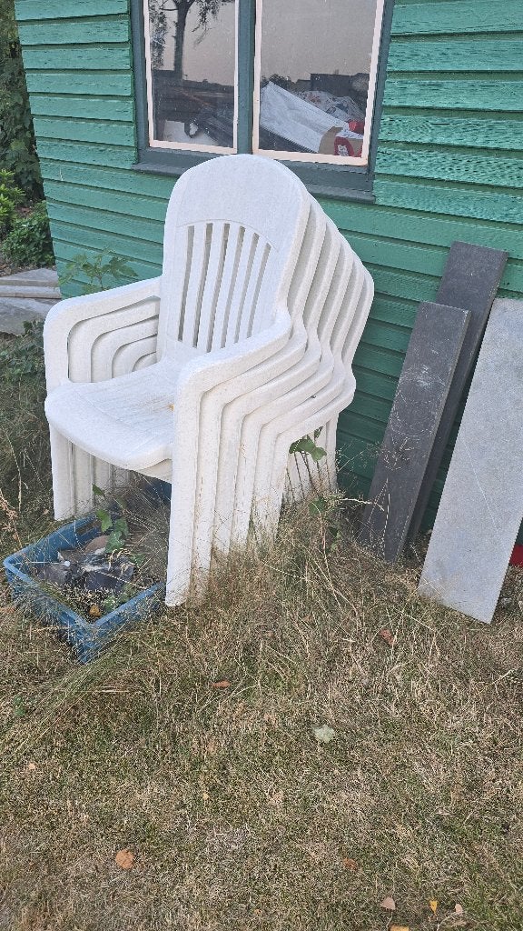 Tuinstoelen gratis, Ophalen, Gebruikt, Kunststof, Stapelbaar