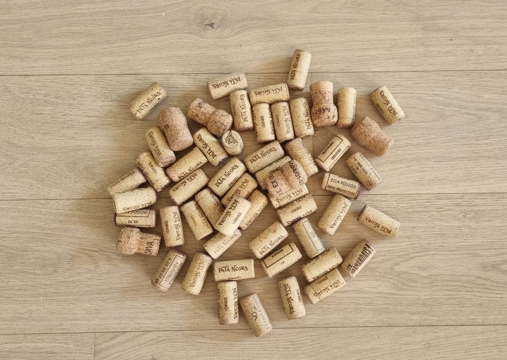 54 kurken (and counting!), wijn en cava, Ophalen of Verzenden, Zo goed als nieuw, Natuurlijk materiaal, Knutselmateriaal