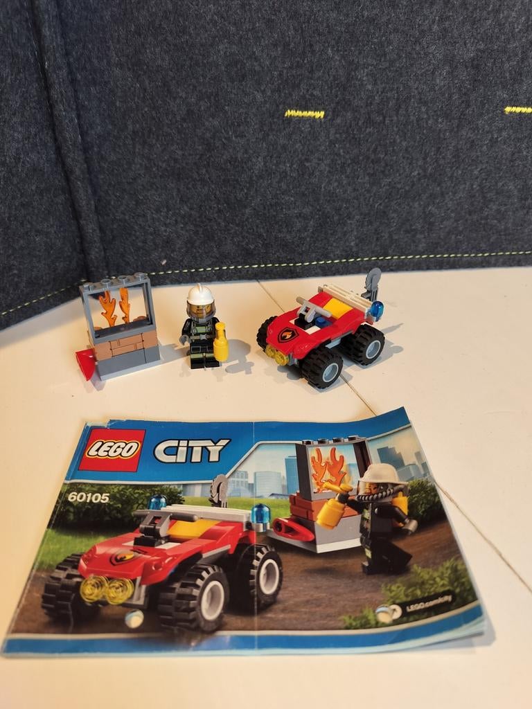 Lego City 60105 Brandweerwagen met brandweerman, Ophalen, Compleet, City, Lego