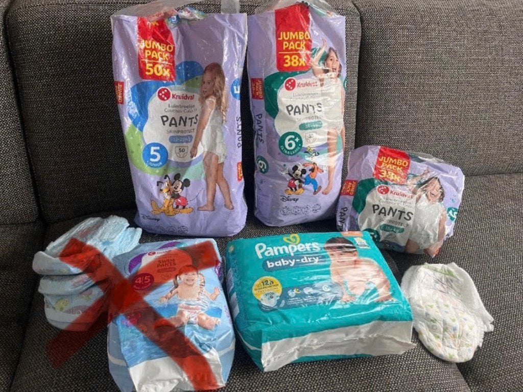 VASTE PRIJS Set luierbroekjes en luiers, Kinderen en Baby's, Badjes en Verzorging, Ophalen, Nieuw, Overige typen