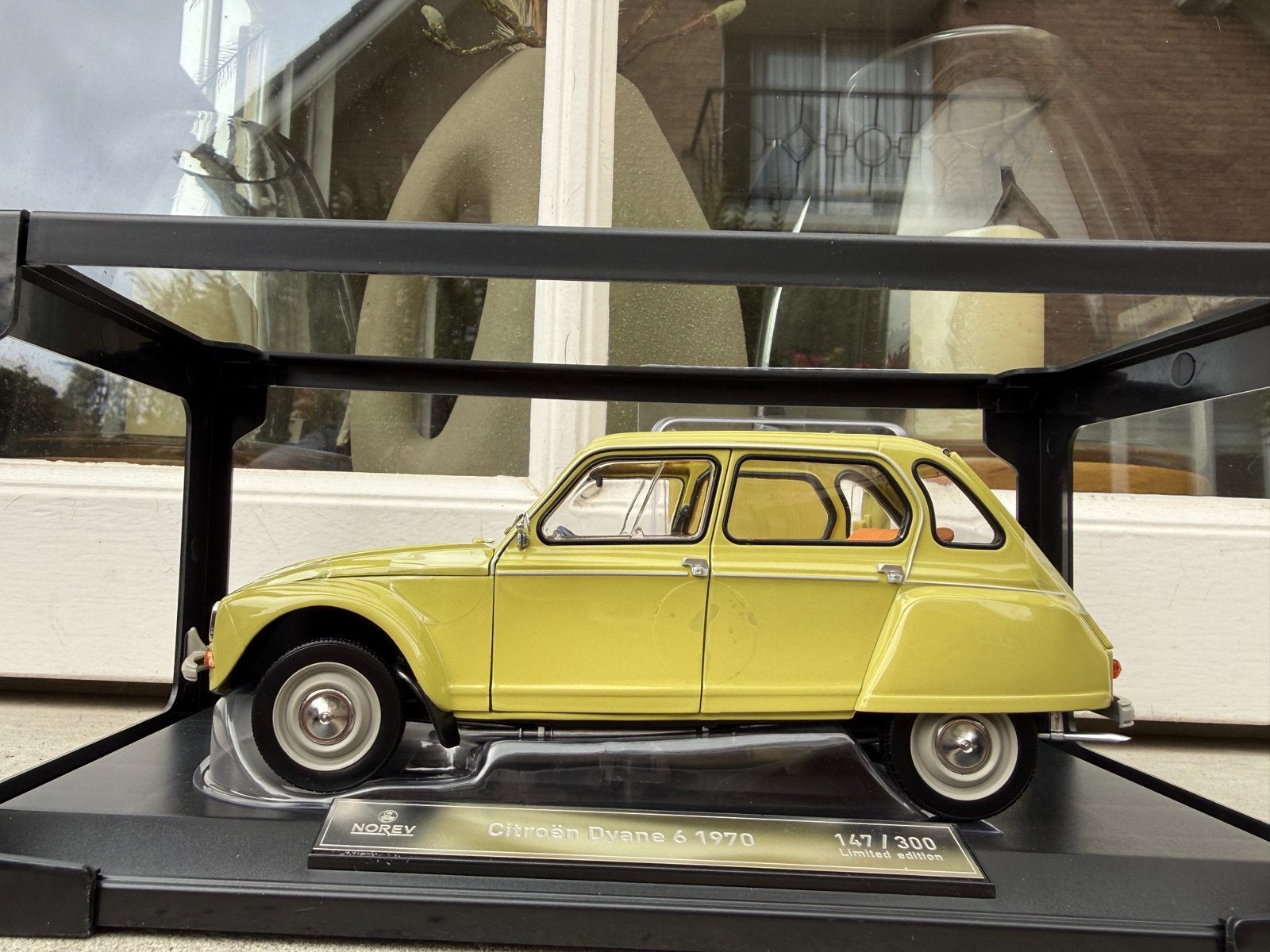 1:18 Citroen Dyane 6 Calabre Yellow 1970 Norev 181657, Auto, Norev, 70-72 Av. de Bohlen, Vaulx-en-Velin, 69120, France, Norev